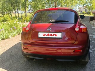 2011 Nissan Juke I, красный, 880000 рублей, вид 2