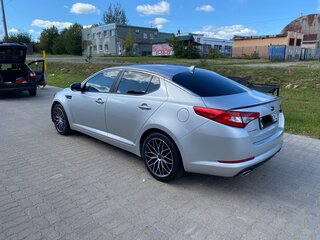 2011 Kia Optima III, серебристый, 1390000 рублей, вид 2
