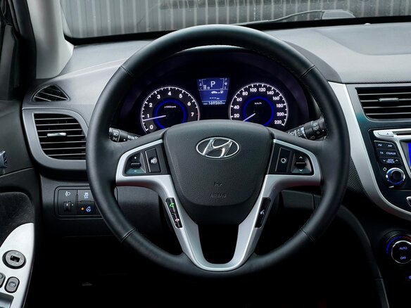 2013 Hyundai Solaris I, чёрный - вид 11