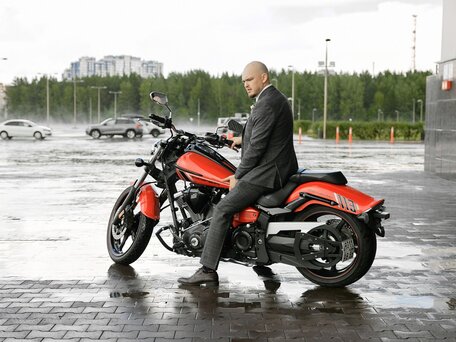 2014 Yamaha XV 1900, красный, 1450000 рублей, вид 2