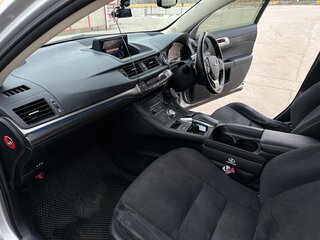 2015 Lexus CT 200h I Рестайлинг, серый, 1900000 рублей, вид 3