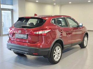 2017 Nissan Qashqai II, красный, 1619000 рублей, вид 5