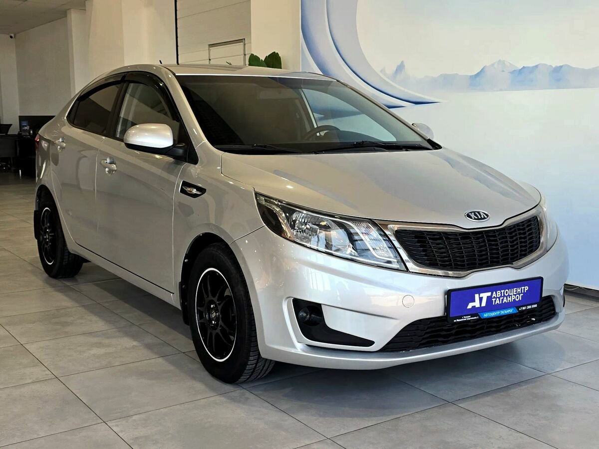 Открыть фотографии: Kia Rio III