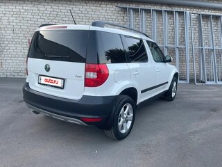 2012 Skoda Yeti I, белый, 760000 рублей, вид 2