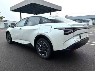 2026 Toyota bZ3, белый, 3100006 рублей, вид 4