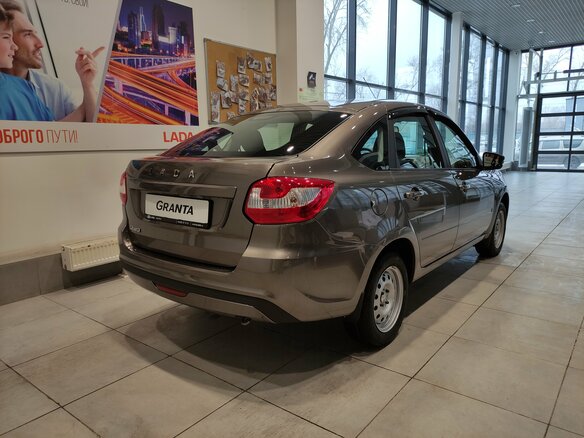 2026 Lada (ВАЗ) Granta I Рестайлинг, коричневый, 1151000 рублей - вид 6