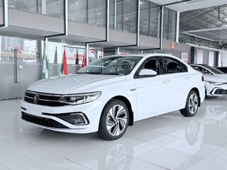 2023 Volkswagen Bora IV (China Market) Рестайлинг, белый, 1200000 рублей, вид 1