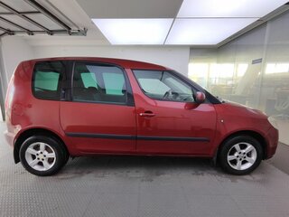 2007 Skoda Roomster I, красный, 525000 рублей, вид 4