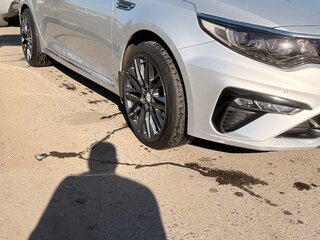 2019 Kia Optima IV Рестайлинг, серебристый, 1795000 рублей, вид 5