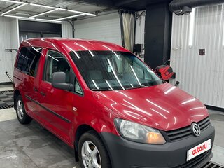 2011 Volkswagen Caddy III Рестайлинг, красный, 675000 рублей, вид 2