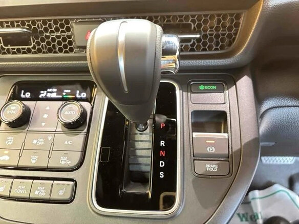 2026 Honda Stepwgn Spada VI, белый, 1900000 рублей - вид 10