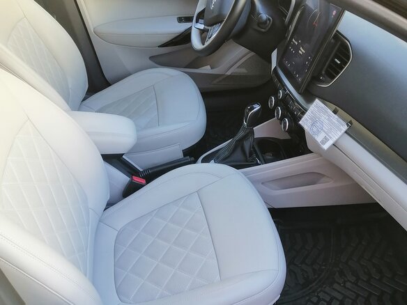 2023 Lada (ВАЗ) Aura, чёрный, 1490000 рублей - вид 2