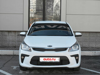 2018 Kia Rio IV, белый, 1200000 рублей, вид 2