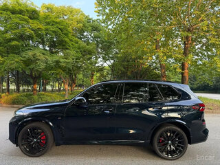 2026 BMW X5 40d IV (G05/G18) Рестайлинг, чёрный, 13500000 рублей, вид 2