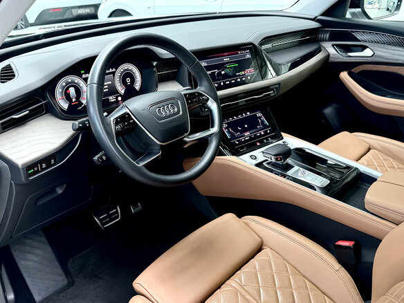 2023 Audi Q6 50 TFSI, чёрный, 6900000 рублей - вид 15