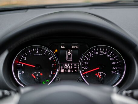 2012 Nissan Qashqai I Рестайлинг, чёрный, 1110000 рублей, вид 5