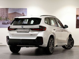 2026 BMW X1 Long 25Li xDrive III (U11/U12), белый, 5980000 рублей, вид 2