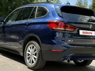 2020 BMW X1 18d xDrive II (F48) Рестайлинг, синий, 3100000 рублей, вид 4
