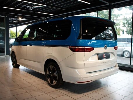 2023 Volkswagen Multivan Long T7, белый, 5320000 рублей, вид 4