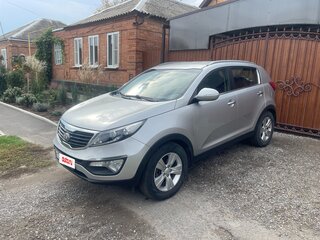 2013 Kia Sportage III, серебристый, 955000 рублей, вид 1