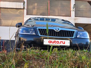 2011 Skoda Octavia II (A5) Рестайлинг, чёрный, 750000 рублей, вид 2