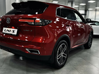 2026 Changan UNI-S I, красный, 3179900 рублей, вид 5