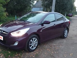 2013 Hyundai Solaris I, фиолетовый, 699000 рублей, вид 1