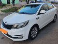 2017 Kia Rio III Рестайлинг, белый, 980000 рублей - вид 3