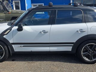 2011 Mini Countryman Cooper S I, белый, 1450000 рублей, вид 4
