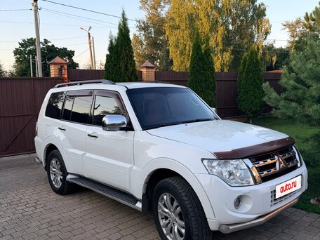 2012 Mitsubishi Pajero IV Рестайлинг 1, белый, 2090000 рублей, вид 2