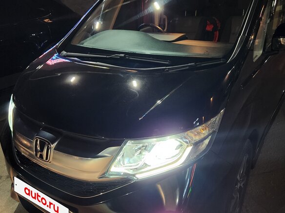 2015 Honda Stepwgn V, чёрный, 1800000 рублей - вид 9