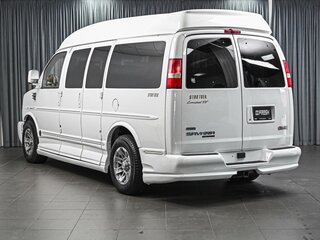 2010 GMC Savana I Рестайлинг, белый, 3519000 рублей, вид 2