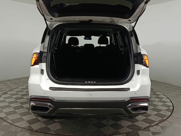 2024 Geely Okavango I Рестайлинг, белый, 2740000 рублей - вид 17