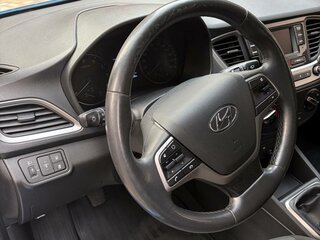 2018 Hyundai Solaris II, синий, 1120000 рублей, вид 5