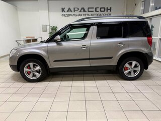 2010 Skoda Yeti I, серый, 870000 рублей, вид 5
