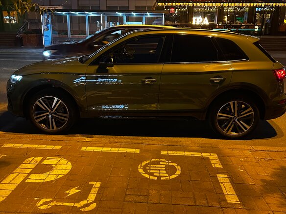 2021 Audi Q5 45 TFSI II (FY) Рестайлинг, зелёный, 4590000 рублей - вид 6