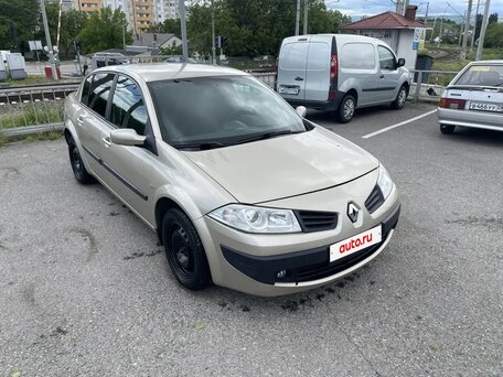 2006 Renault Megane II Рестайлинг, серый, 430000 рублей, вид 3