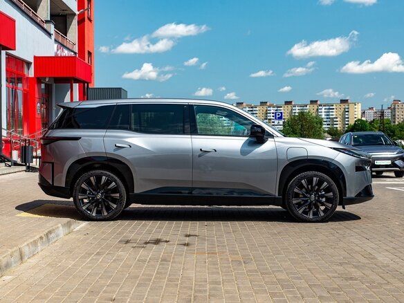 2026 Toyota bZ3X 67.9 kWh, серебристый, 3490000 рублей - вид 7