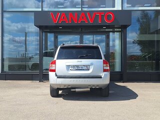 2006 Jeep Compass I, серебристый, 530000 рублей, вид 5