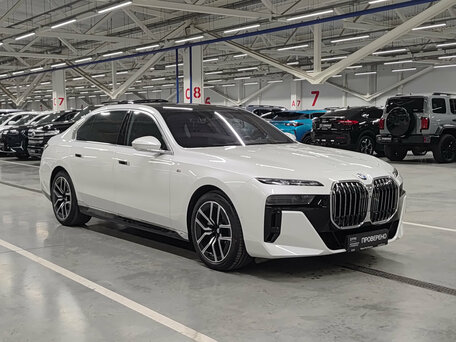 2023 BMW 7 серии 740d xDrive VII (G70), белый, 11599000 рублей, вид 3