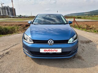 2013 Volkswagen Golf VII, голубой, 1099000 рублей, вид 2