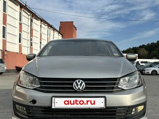 2018 Volkswagen Polo V Рестайлинг, серебристый, 370000 рублей, вид 2