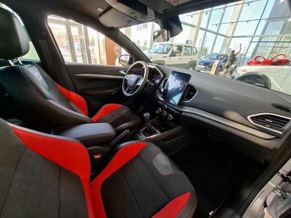 2026 Lada (ВАЗ) Vesta Sport I Рестайлинг (NG), серебристый - вид 6