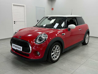 2020 Mini Hatch Cooper III (F55/F56) Рестайлинг, красный, 1900000 рублей, вид 1