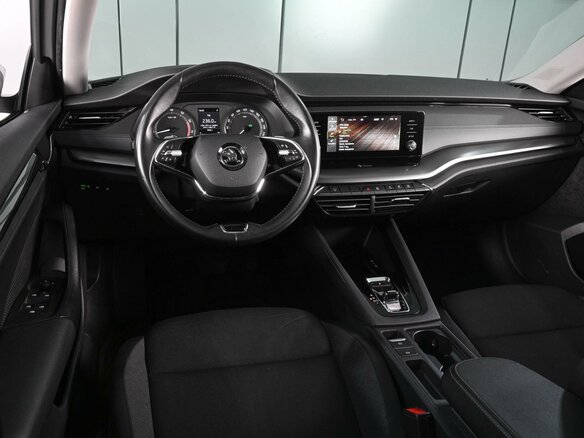2021 Skoda Octavia IV (A8), белый, 2385000 рублей - вид 5