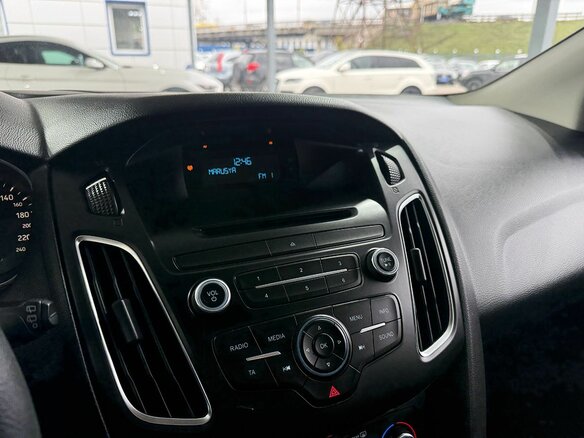 2016 Ford Focus III Рестайлинг, белый, 909000 рублей - вид 11
