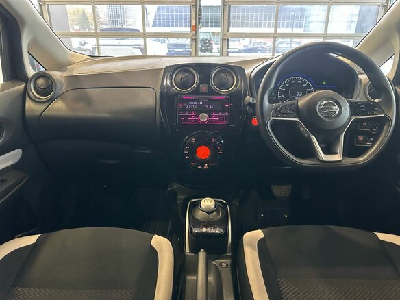 2016 Nissan Note e-Power II Рестайлинг, коричневый - вид 21