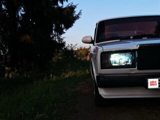 2004 Lada (ВАЗ) 2107, белый, 115000 рублей, вид 1