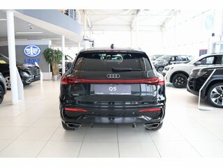2026 Audi Q5 L III (GU), чёрный, 6900000 рублей, вид 4