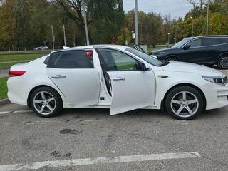 2016 Kia Optima IV, белый, 1739999 рублей, вид 4